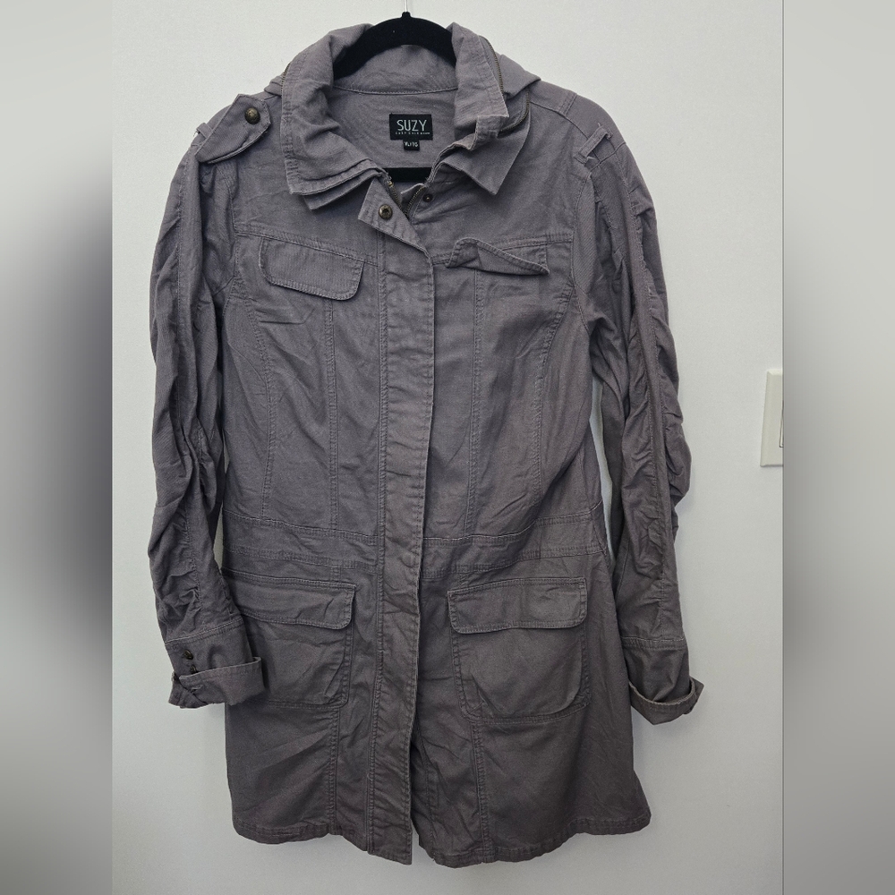 Suzy Shier Women's Utility Jacket in Gray/taupe